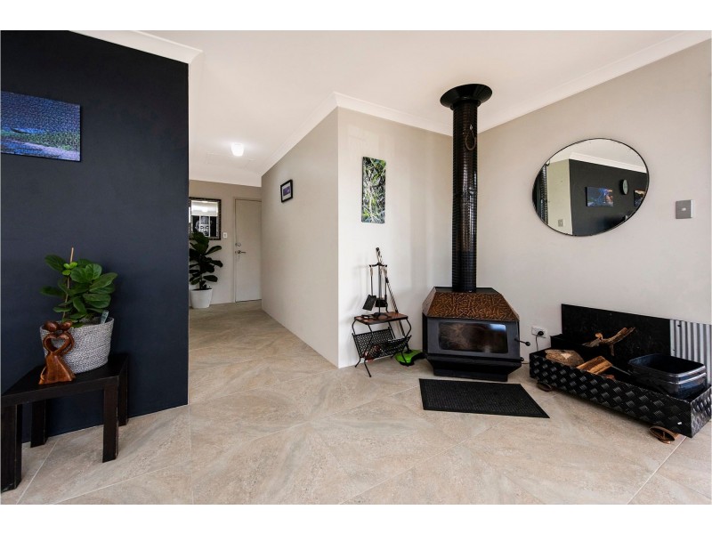 7A Richards Road, High Wycombe WA 6057