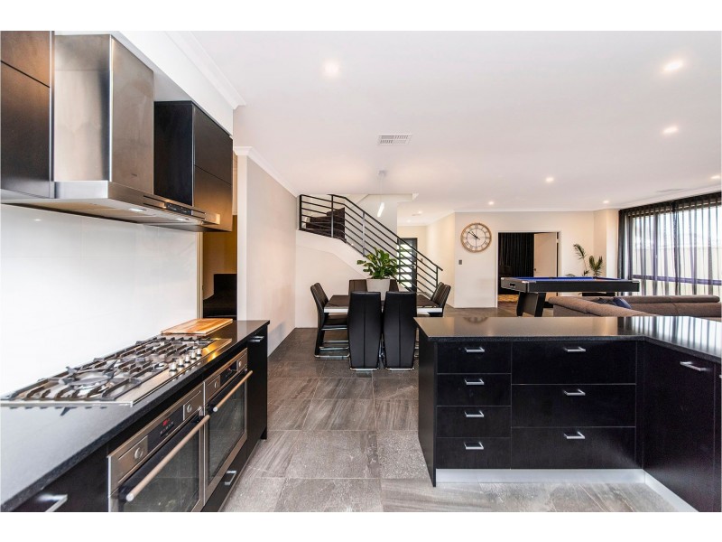 58 Lomandra Road, Helena Valley WA 6056