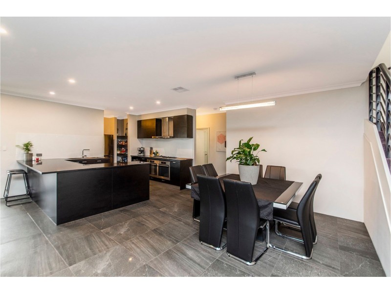 58 Lomandra Road, Helena Valley WA 6056