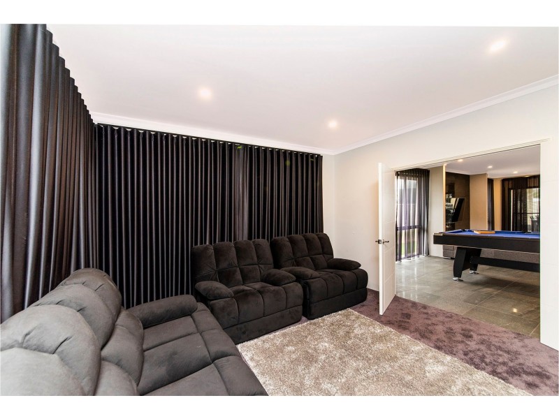 58 Lomandra Road, Helena Valley WA 6056