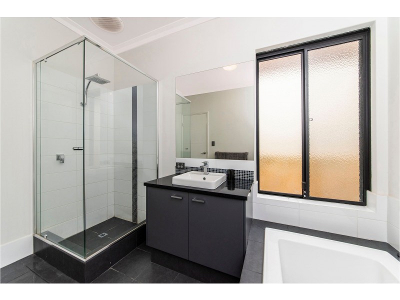 58 Lomandra Road, Helena Valley WA 6056