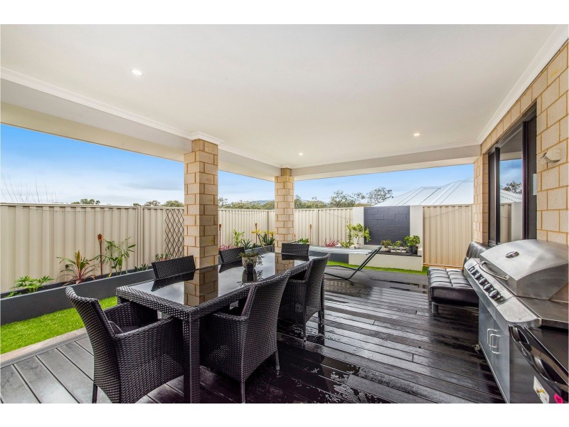 58 Lomandra Road, Helena Valley WA 6056