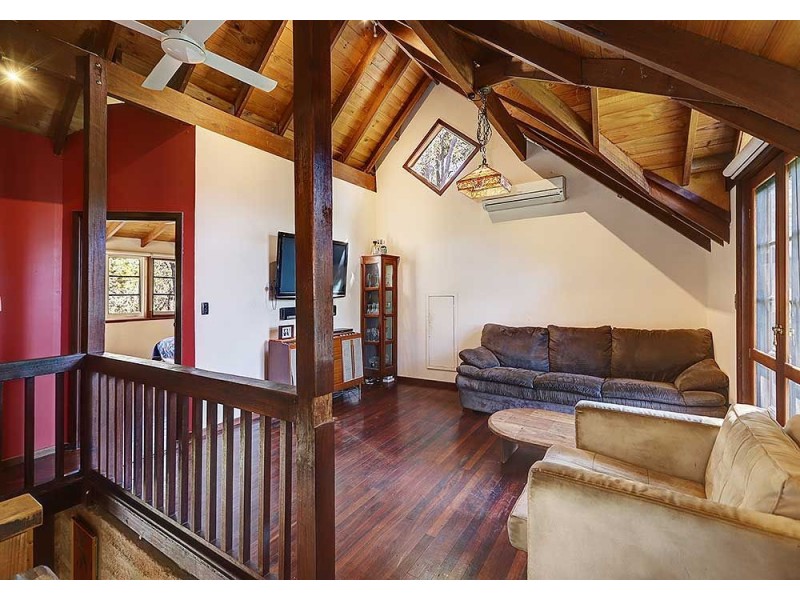 425 Glen Forrest Drive, Glen Forrest WA 6071