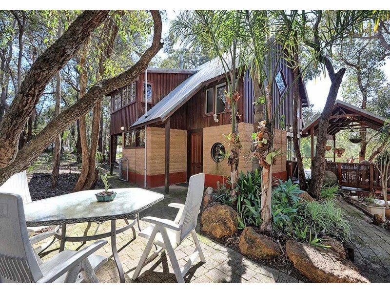 425 Glen Forrest Drive, Glen Forrest WA 6071