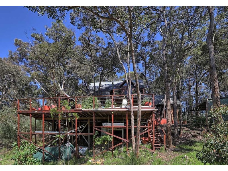 425 Glen Forrest Drive, Glen Forrest WA 6071