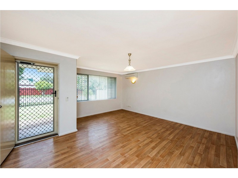 51 Mahonia Way, Forrestfield WA 6058