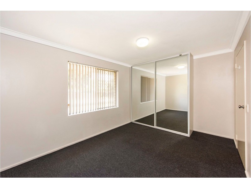 51 Mahonia Way, Forrestfield WA 6058