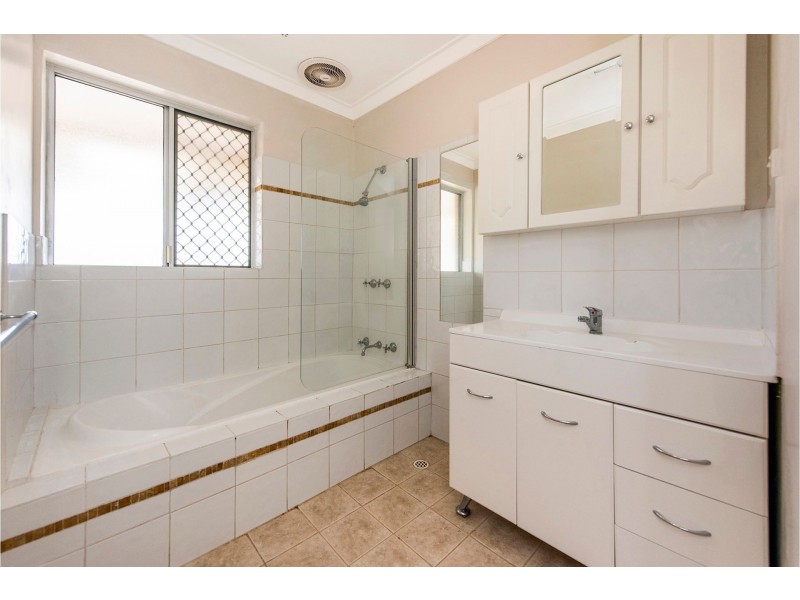 51 Mahonia Way, Forrestfield WA 6058