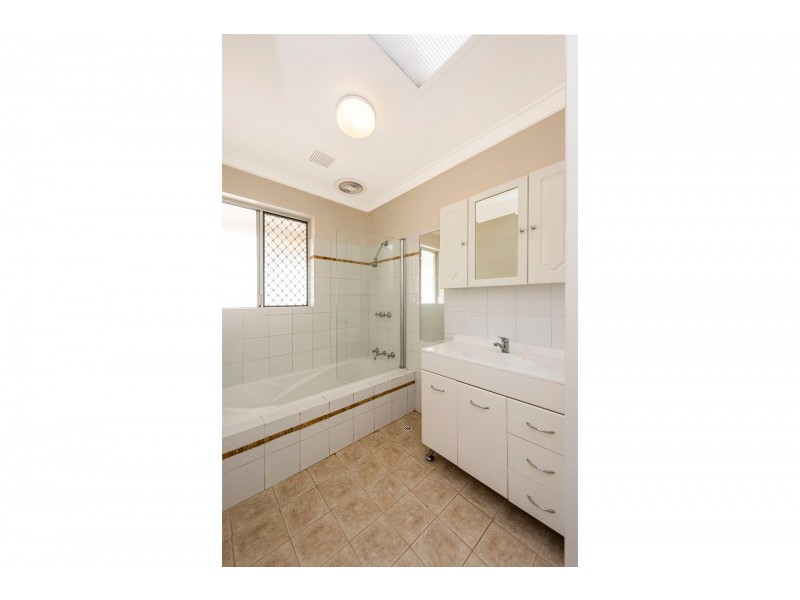 51 Mahonia Way, Forrestfield WA 6058