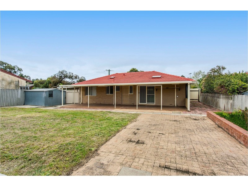 51 Mahonia Way, Forrestfield WA 6058