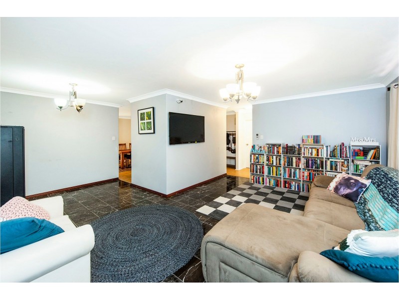 6 Heron Court, High Wycombe WA 6057