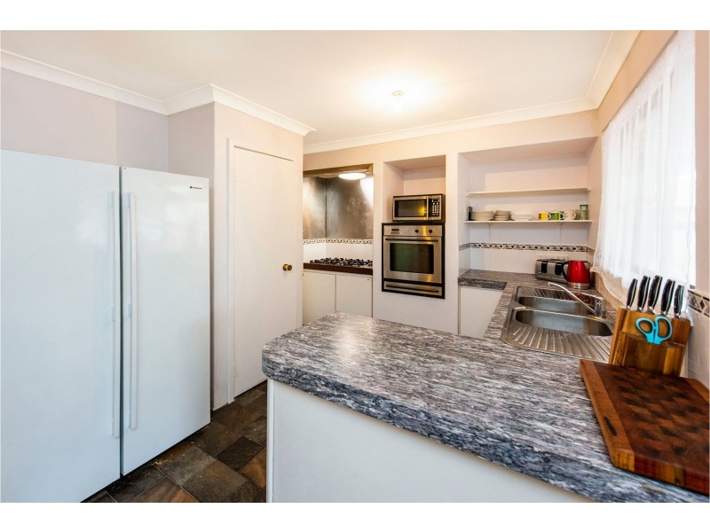 6 Heron Court, High Wycombe WA 6057