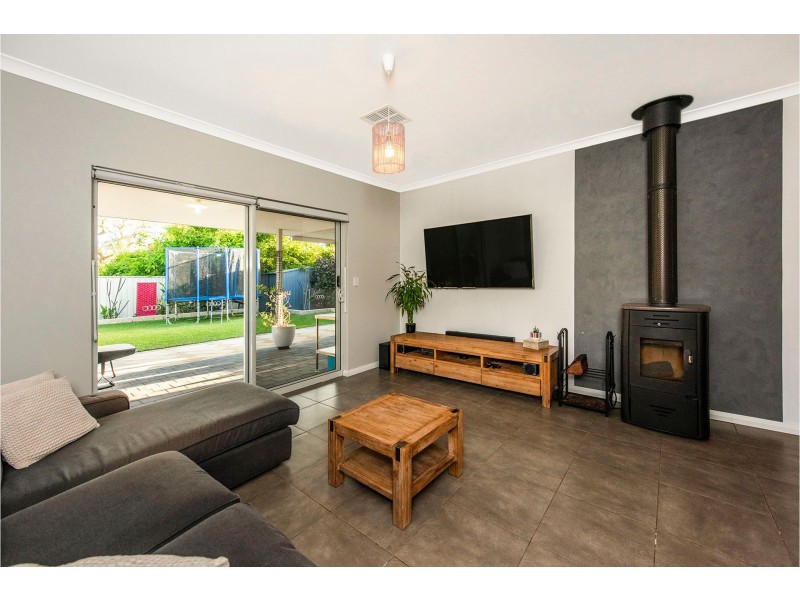 20 Ferguson Street, Middle Swan WA 6056