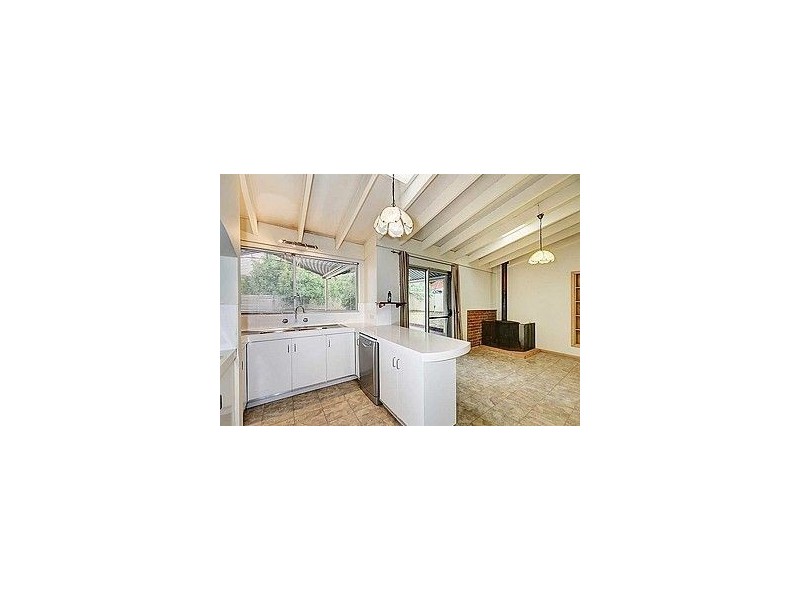 31 Broula Road, Kalamunda WA 6076