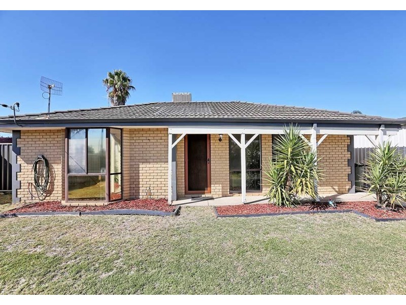 3 Sharpe Way, High Wycombe WA 6057