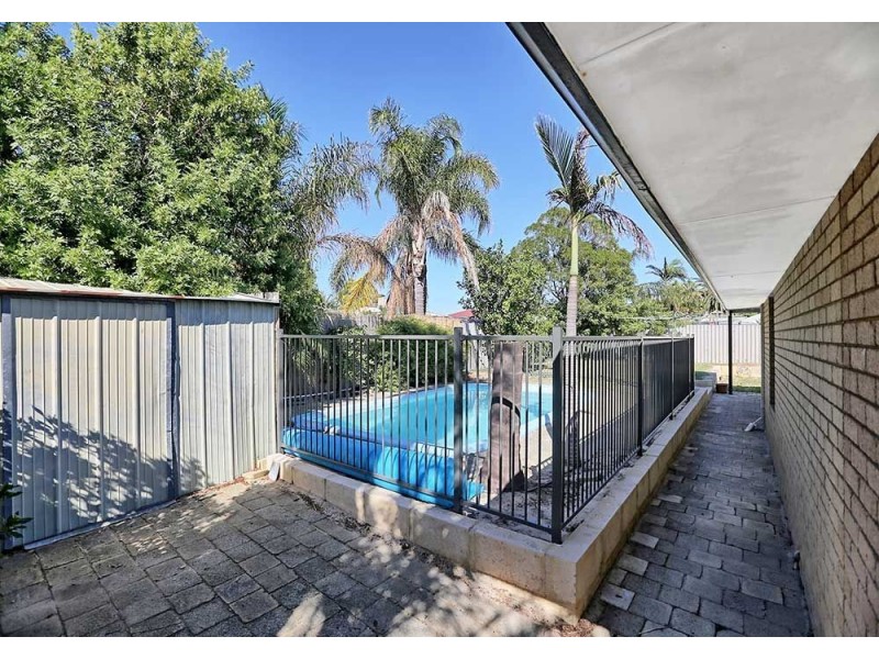 3 Sharpe Way, High Wycombe WA 6057