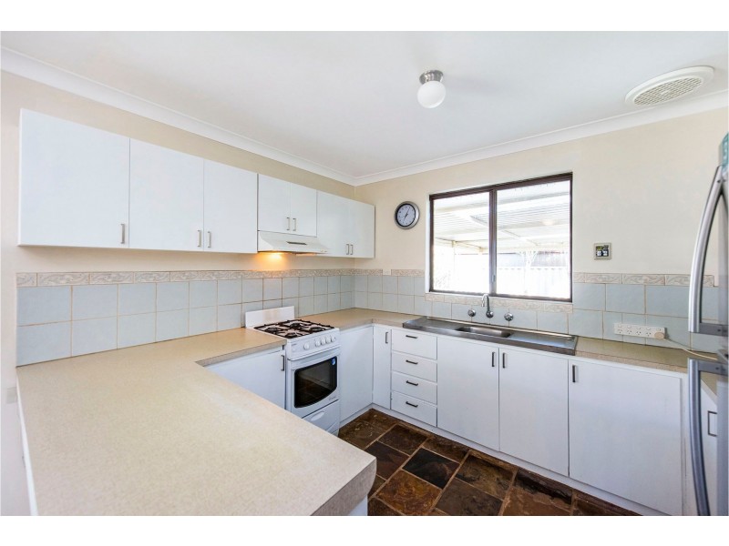 29 Walker Crescent, High Wycombe WA 6057