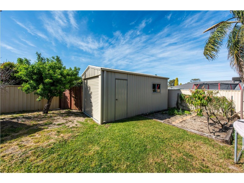 29 Walker Crescent, High Wycombe WA 6057