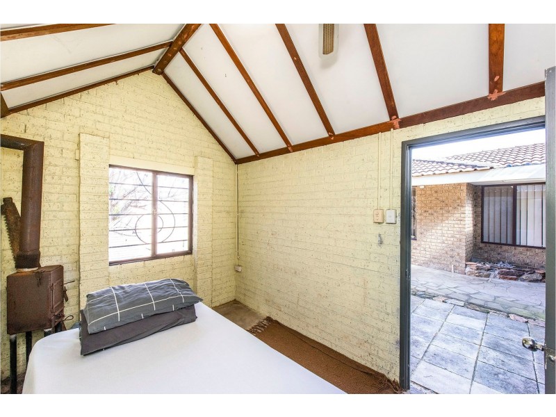 29 Walker Crescent, High Wycombe WA 6057