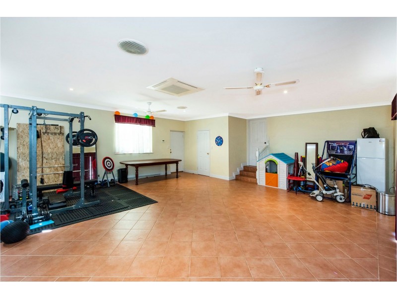 65 David Street, Maida Vale WA 6057