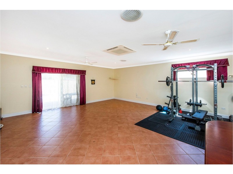 65 David Street, Maida Vale WA 6057