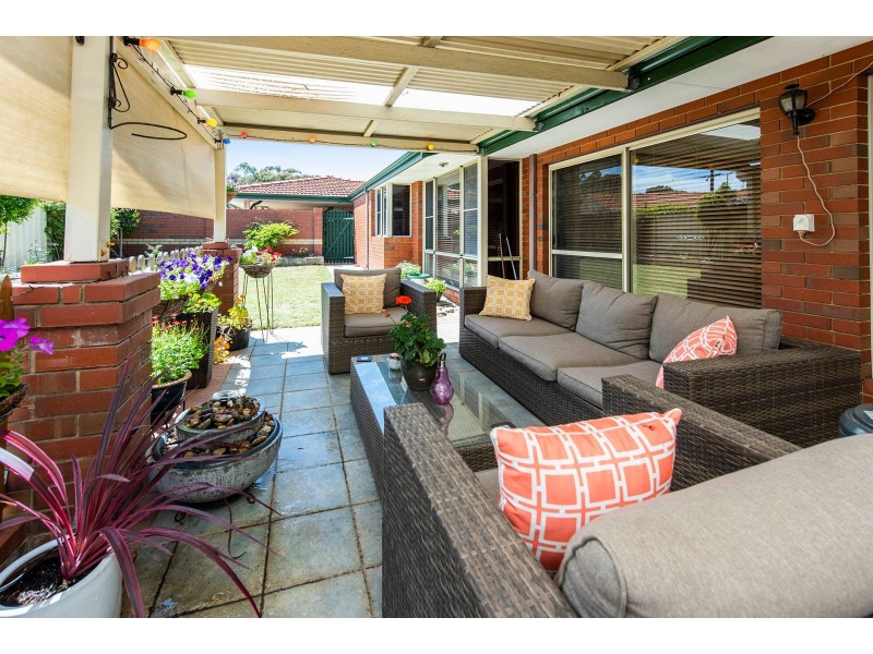 11 David Street, Maida Vale WA 6057