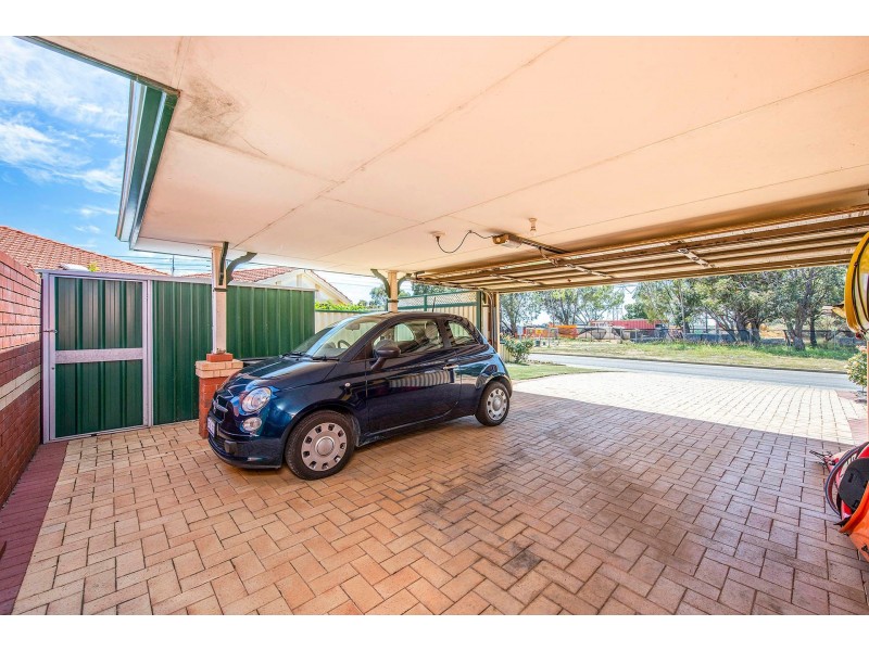 11 David Street, Maida Vale WA 6057