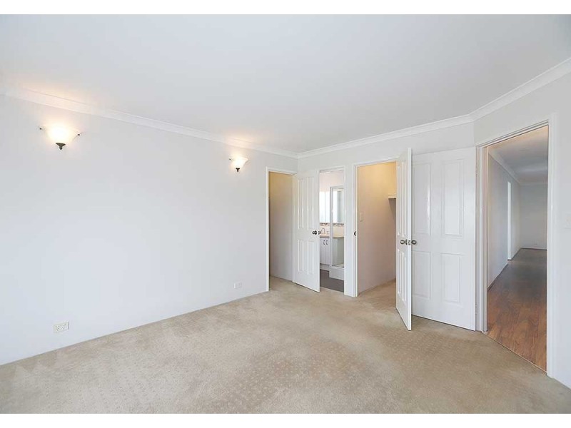 44 Larwood Crescent, High Wycombe WA 6057