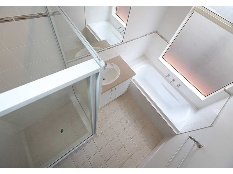 44 Larwood Crescent, High Wycombe WA 6057