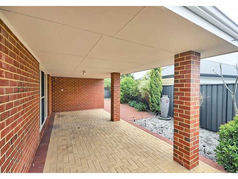 44 Larwood Crescent, High Wycombe WA 6057