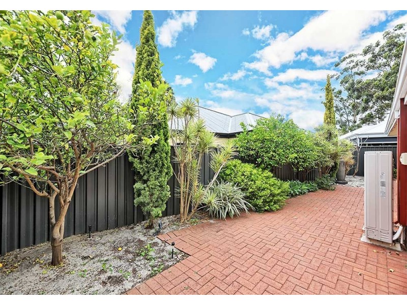 44 Larwood Crescent, High Wycombe WA 6057