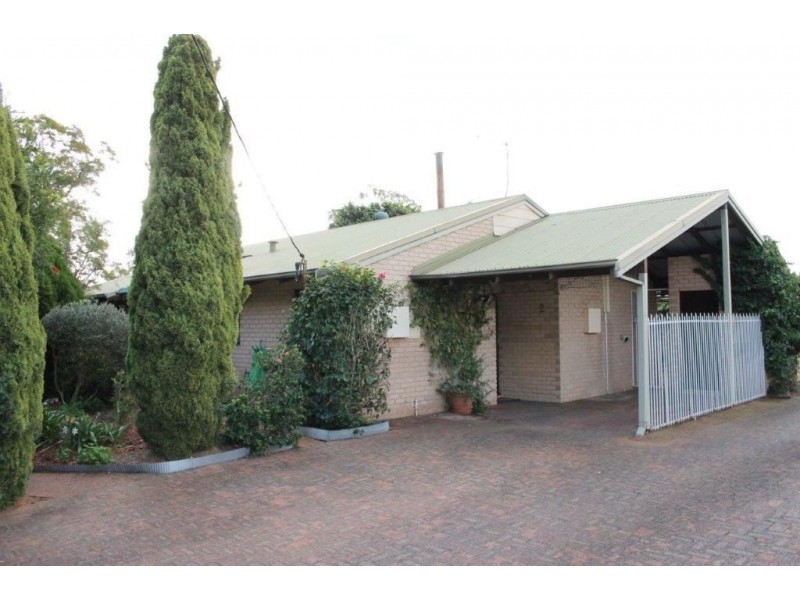 2/2995 Jacoby Street, Mundaring WA 6073