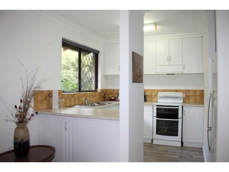 2/2995 Jacoby Street, Mundaring WA 6073