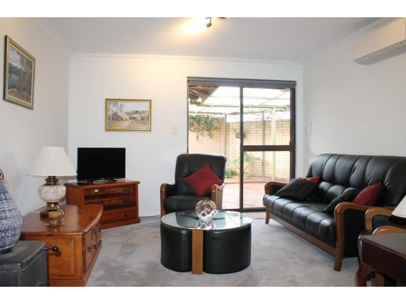 2/2995 Jacoby Street, Mundaring WA 6073