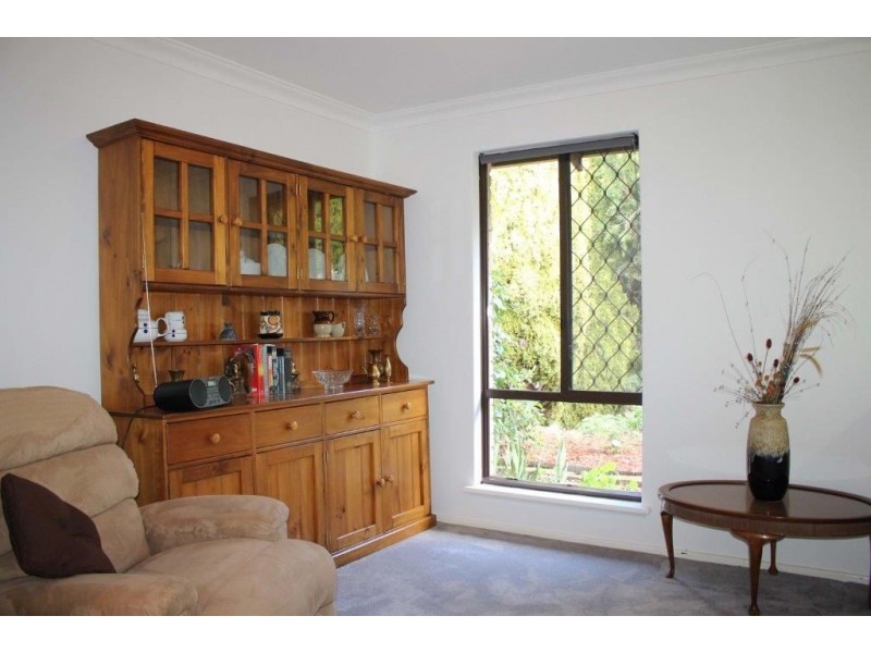 2/2995 Jacoby Street, Mundaring WA 6073