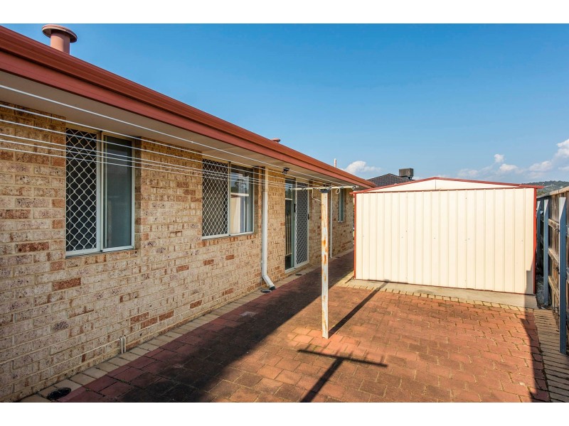2 Beryl Close, Maida Vale WA 6057