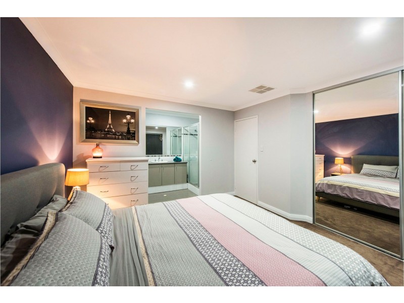 17 Gully Close, High Wycombe WA 6057