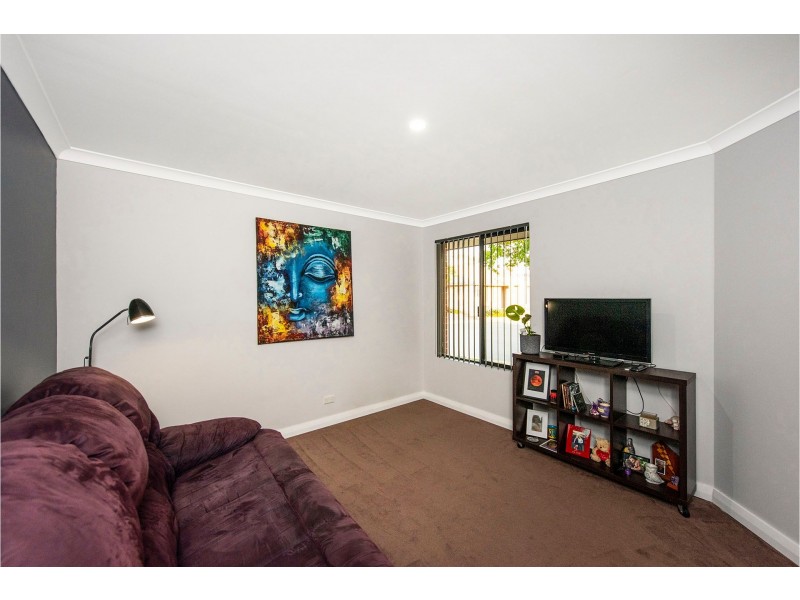 17 Gully Close, High Wycombe WA 6057