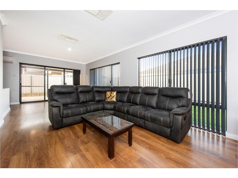 17 Gully Close, High Wycombe WA 6057