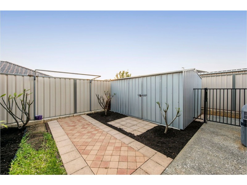 17 Gully Close, High Wycombe WA 6057