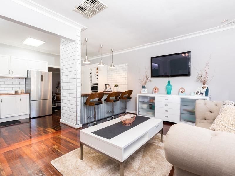 16 Warner Road, High Wycombe WA 6057