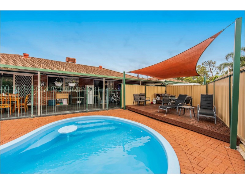 44 Birrine Gardens, High Wycombe WA 6057