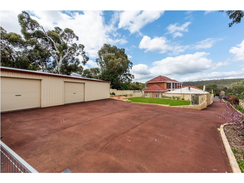 83 Old York Road, Greenmount WA 6056