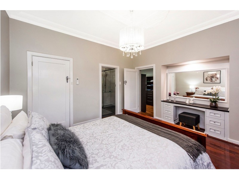 83 Old York Road, Greenmount WA 6056