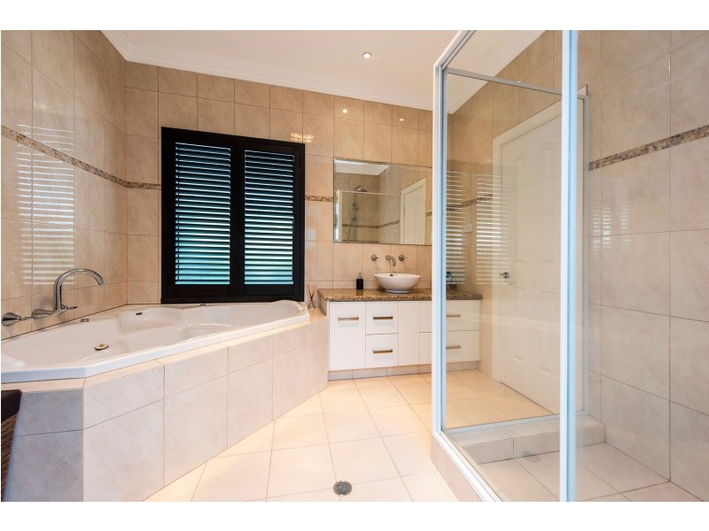 83 Old York Road, Greenmount WA 6056