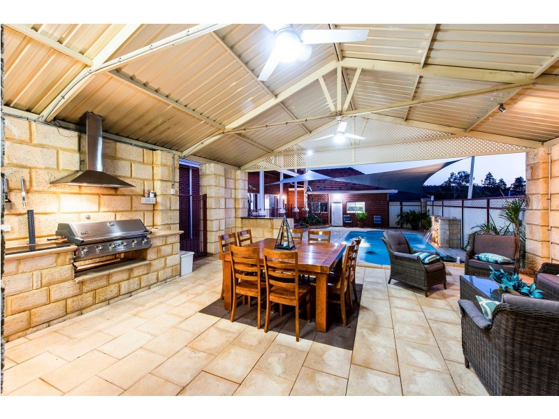 83 Old York Road, Greenmount WA 6056