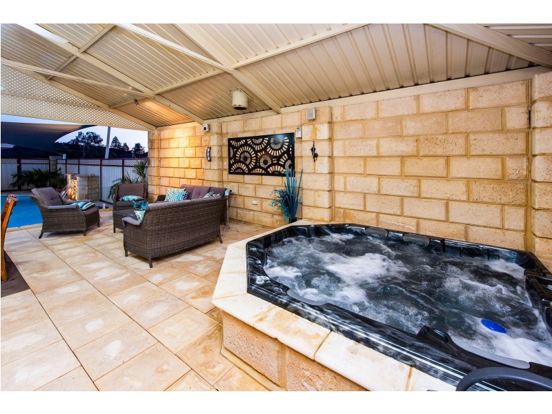 83 Old York Road, Greenmount WA 6056