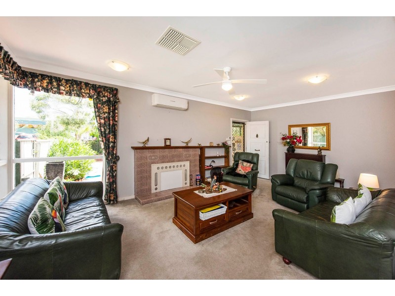 4 Hamilton Road, High Wycombe WA 6057