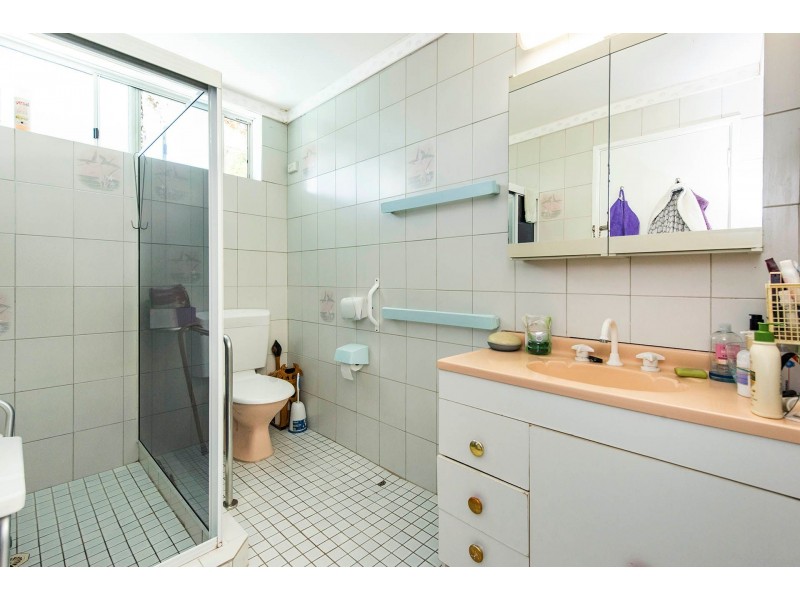 4 Hamilton Road, High Wycombe WA 6057