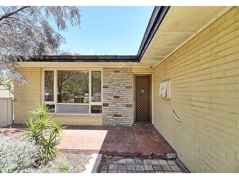 24 Netherwood Road, High Wycombe WA 6057